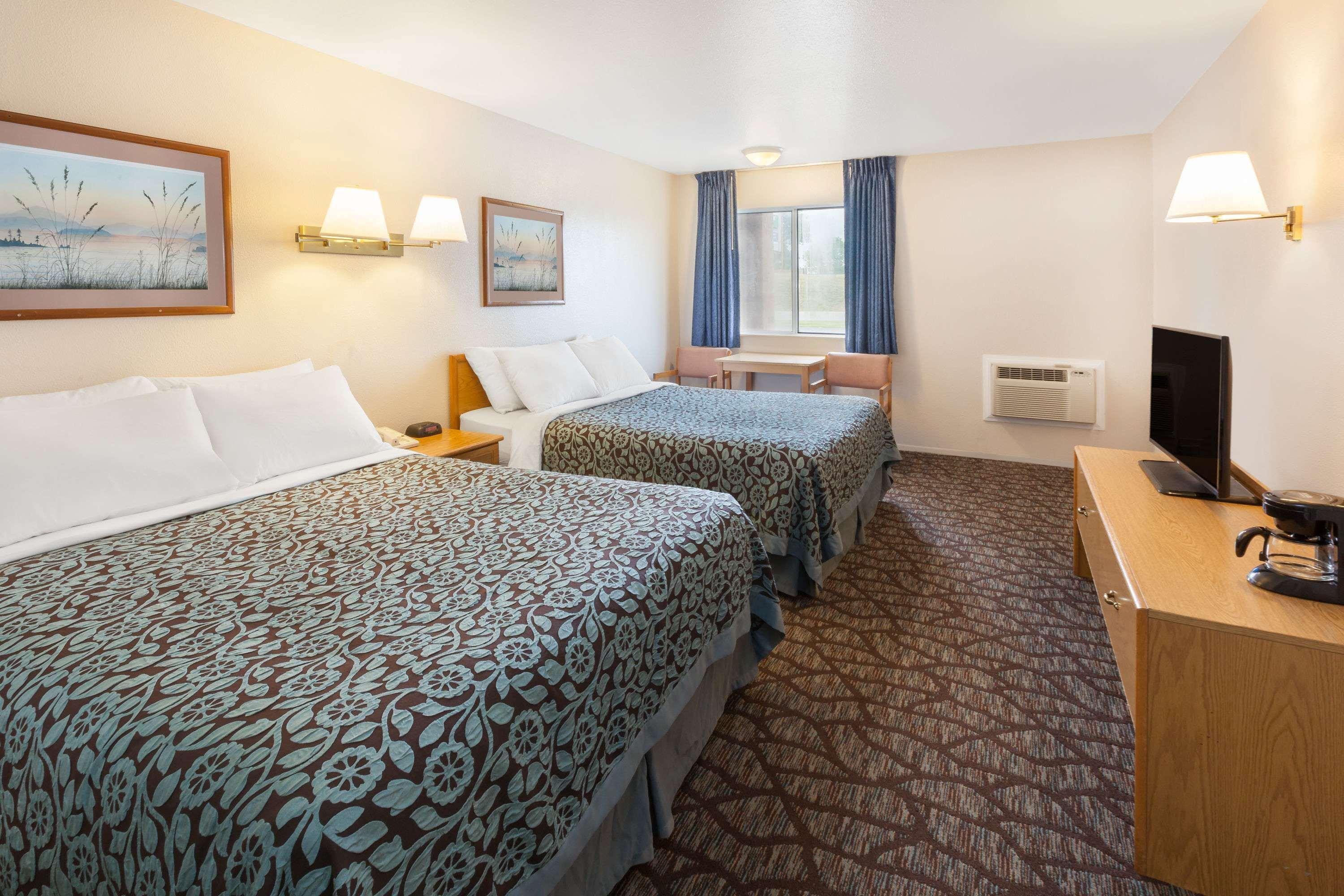 Baymont By Wyndham Manistee Hotell Eksteriør bilde