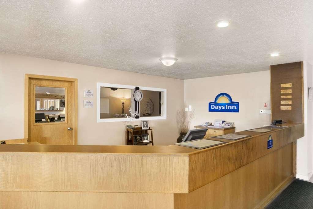 Baymont By Wyndham Manistee Hotell Interiør bilde